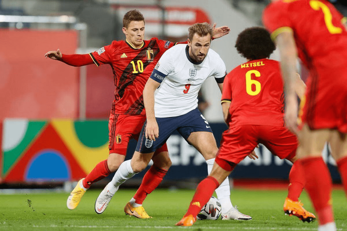 瑞典队轻取英格兰队,奥恰洛夫扛起全队 瑞典队轻取英格兰队,奥恰洛夫扛起全队